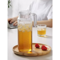 Графин стеклянный с пластиковой крышкой 1000ml восьмигранный